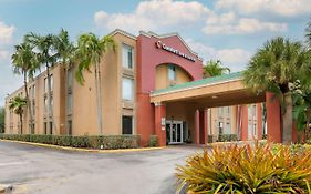 Comfort Inn & Suites Fort Lauderdale